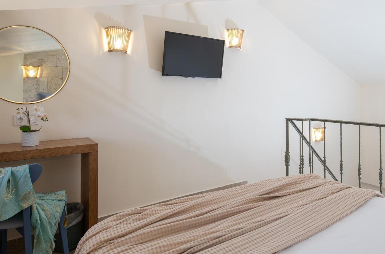 Kseynasa Suites Nikiti  Buitenkant foto
