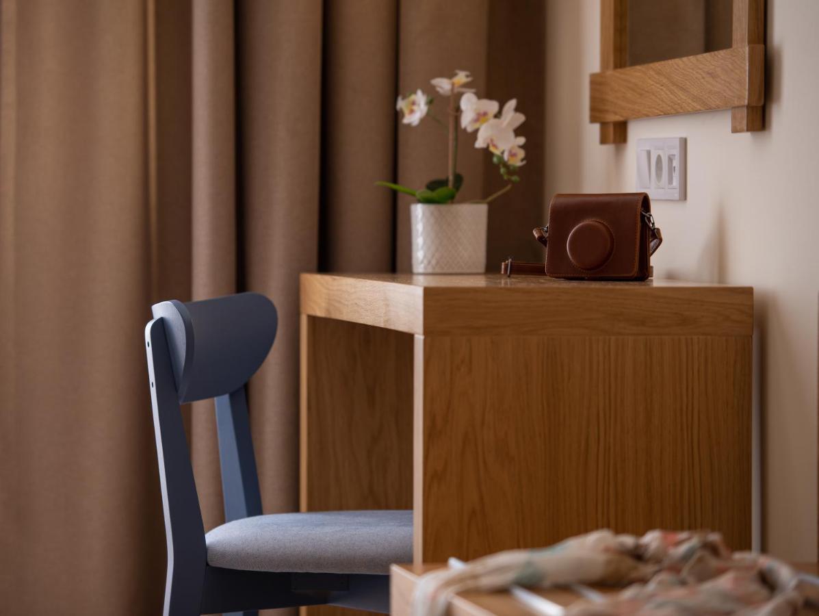 Kseynasa Suites Nikiti  Buitenkant foto
